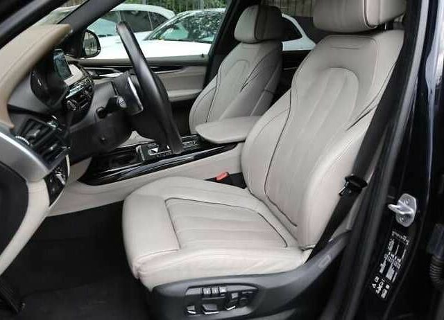 Чорний БМВ Х5, об'ємом двигуна 3 л та пробігом 117 тис. км за 25000 $, фото 5 на Automoto.ua