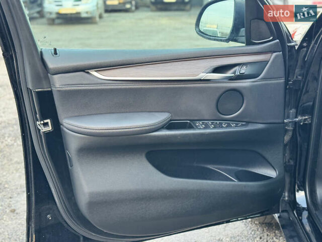 Черный БМВ Х5, объемом двигателя 2 л и пробегом 100 тыс. км за 35000 $, фото 103 на Automoto.ua