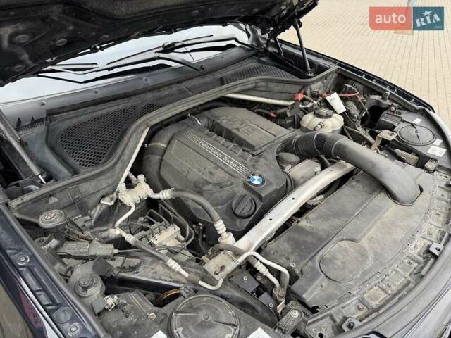 Черный БМВ Х5, объемом двигателя 2.98 л и пробегом 165 тыс. км за 26500 $, фото 77 на Automoto.ua