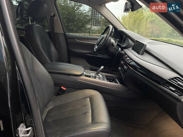 Чорний БМВ Х5, об'ємом двигуна 2 л та пробігом 117 тис. км за 33900 $, фото 28 на Automoto.ua