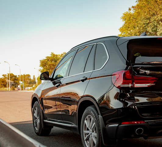 Черный БМВ Х5, объемом двигателя 2 л и пробегом 211 тыс. км за 39900 $, фото 8 на Automoto.ua