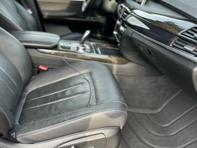 Черный БМВ Х5, объемом двигателя 2 л и пробегом 100 тыс. км за 28700 $, фото 5 на Automoto.ua