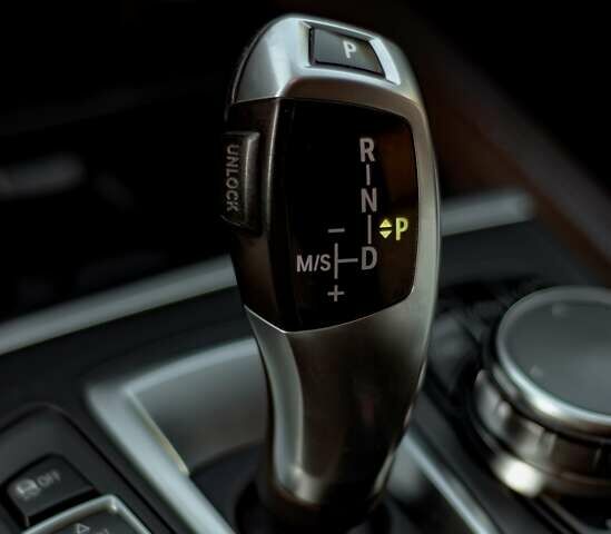 Черный БМВ Х5, объемом двигателя 2 л и пробегом 212 тыс. км за 38900 $, фото 7 на Automoto.ua