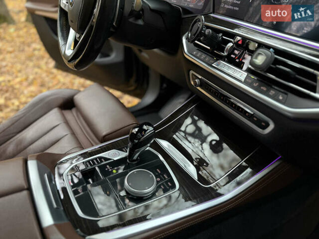 Черный БМВ Х5, объемом двигателя 3 л и пробегом 249 тыс. км за 36000 $, фото 5 на Automoto.ua