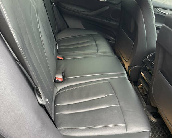 Черный БМВ Х5, объемом двигателя 2.5 л и пробегом 118 тыс. км за 34500 $, фото 28 на Automoto.ua