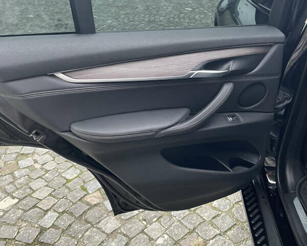 Черный БМВ Х5, объемом двигателя 2.5 л и пробегом 118 тыс. км за 34500 $, фото 27 на Automoto.ua