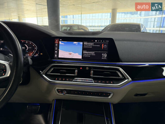 Черный БМВ Х5, объемом двигателя 3 л и пробегом 140 тыс. км за 54500 $, фото 25 на Automoto.ua