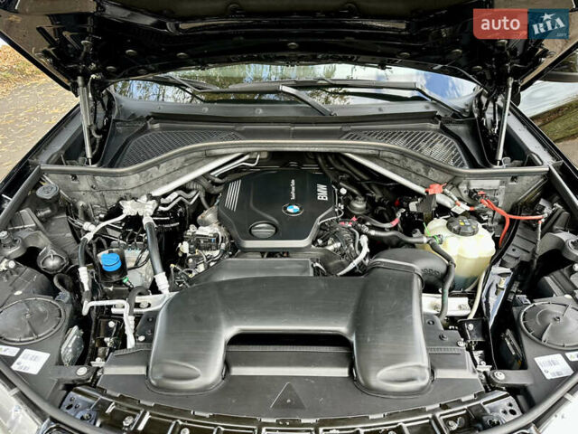 Черный БМВ Х5, объемом двигателя 2 л и пробегом 126 тыс. км за 29950 $, фото 19 на Automoto.ua
