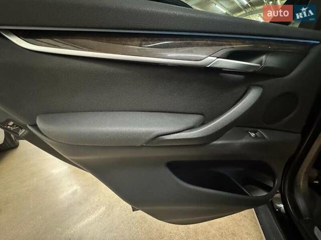 Черный БМВ Х5, объемом двигателя 2.99 л и пробегом 149 тыс. км за 14200 $, фото 36 на Automoto.ua