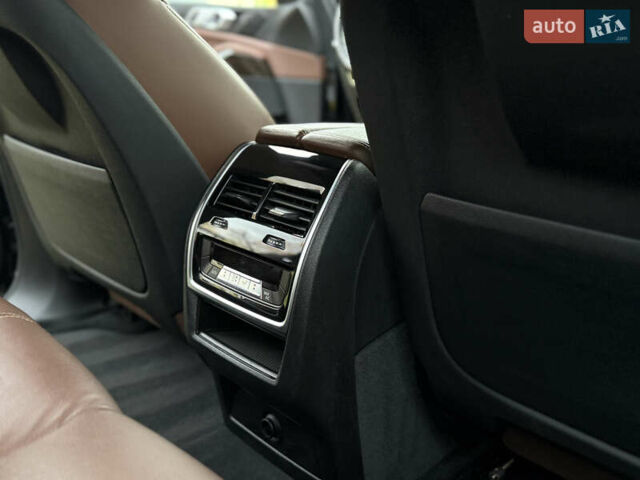 Черный БМВ Х5, объемом двигателя 3 л и пробегом 249 тыс. км за 36000 $, фото 22 на Automoto.ua