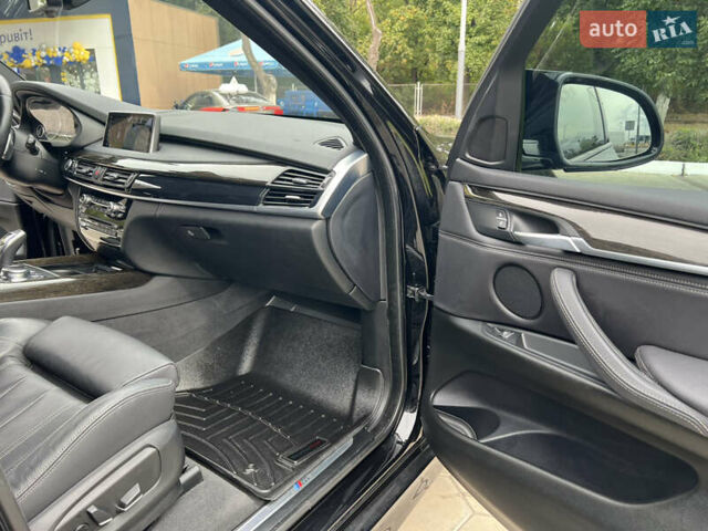 Черный БМВ Х5, объемом двигателя 3 л и пробегом 132 тыс. км за 29999 $, фото 28 на Automoto.ua