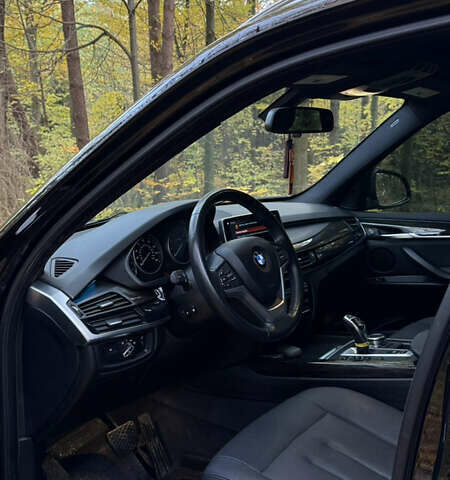 Черный БМВ Х5, объемом двигателя 2.98 л и пробегом 100 тыс. км за 28900 $, фото 8 на Automoto.ua