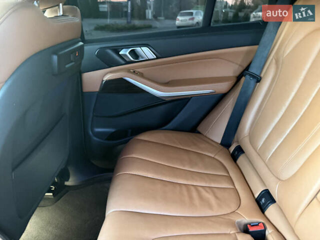 Черный БМВ Х5, объемом двигателя 3 л и пробегом 203 тыс. км за 44900 $, фото 59 на Automoto.ua