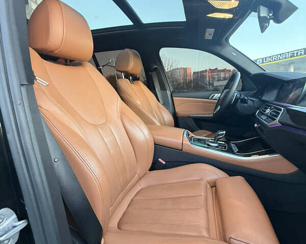 Черный БМВ Х5, объемом двигателя 3 л и пробегом 203 тыс. км за 44900 $, фото 21 на Automoto.ua