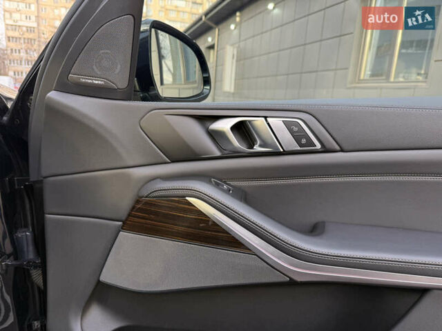 Чорний БМВ Х5, об'ємом двигуна 2.99 л та пробігом 124 тис. км за 53999 $, фото 30 на Automoto.ua