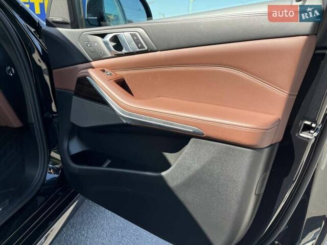 Черный БМВ Х5, объемом двигателя 2.99 л и пробегом 111 тыс. км за 72800 $, фото 82 на Automoto.ua