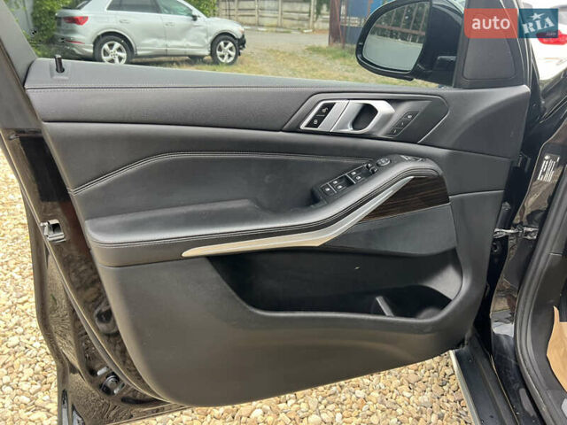 Черный БМВ Х5, объемом двигателя 3 л и пробегом 175 тыс. км за 42000 $, фото 21 на Automoto.ua