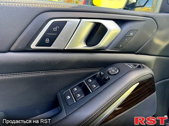 Черный БМВ Х5, объемом двигателя 3 л и пробегом 54 тыс. км за 51500 $, фото 11 на Automoto.ua