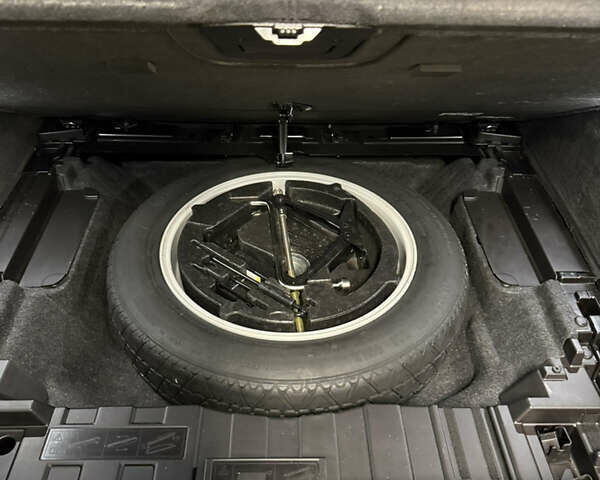 Чорний БМВ Х5, об'ємом двигуна 3 л та пробігом 107 тис. км за 63999 $, фото 80 на Automoto.ua