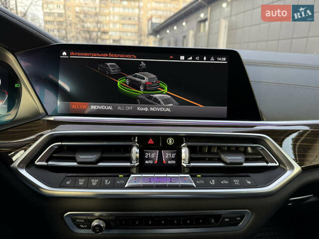 Черный БМВ Х5, объемом двигателя 2.99 л и пробегом 124 тыс. км за 55700 $, фото 43 на Automoto.ua