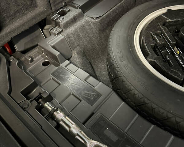 Чорний БМВ Х5, об'ємом двигуна 3 л та пробігом 107 тис. км за 63999 $, фото 82 на Automoto.ua