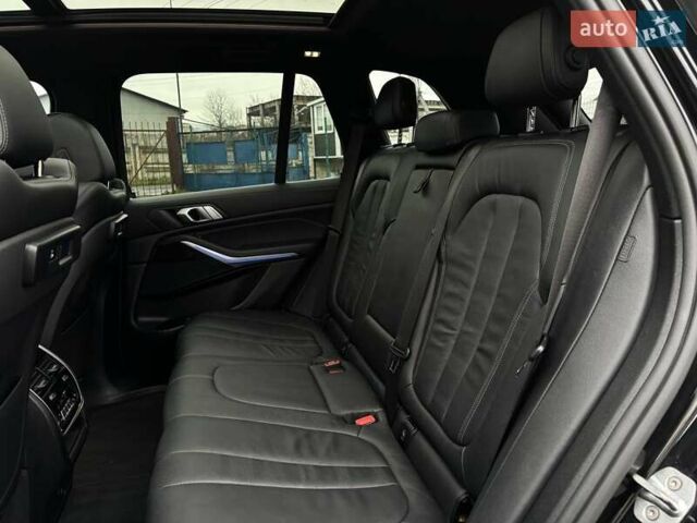 Черный БМВ Х5, объемом двигателя 3 л и пробегом 175 тыс. км за 41500 $, фото 66 на Automoto.ua