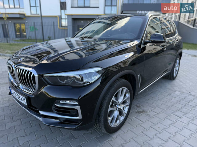 Черный БМВ Х5, объемом двигателя 3 л и пробегом 103 тыс. км за 52500 $, фото 1 на Automoto.ua