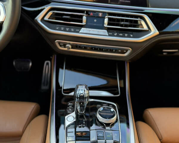 Черный БМВ Х5, объемом двигателя 2.99 л и пробегом 107 тыс. км за 61900 $, фото 11 на Automoto.ua