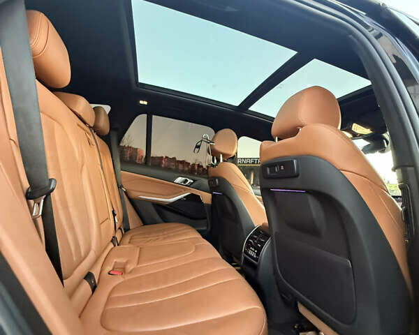 Черный БМВ Х5, объемом двигателя 3 л и пробегом 203 тыс. км за 44900 $, фото 30 на Automoto.ua