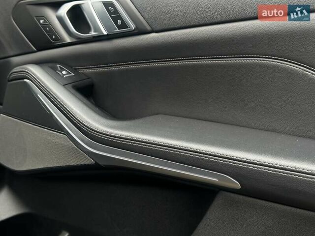 Чорний БМВ Х5, об'ємом двигуна 2.99 л та пробігом 183 тис. км за 53500 $, фото 79 на Automoto.ua