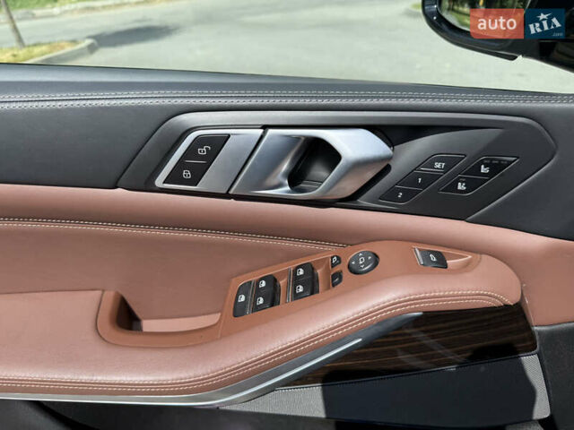 Черный БМВ Х5, объемом двигателя 2.99 л и пробегом 111 тыс. км за 72800 $, фото 32 на Automoto.ua