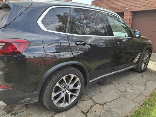 Черный БМВ Х5, объемом двигателя 3 л и пробегом 58 тыс. км за 52500 $, фото 2 на Automoto.ua