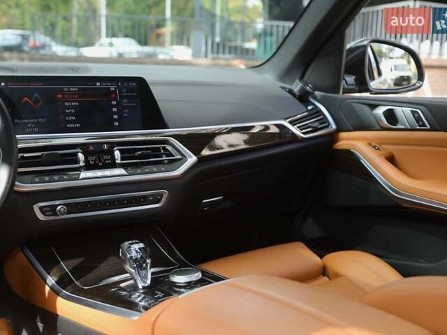 Чорний БМВ Х5, об'ємом двигуна 3 л та пробігом 100 тис. км за 52000 $, фото 13 на Automoto.ua