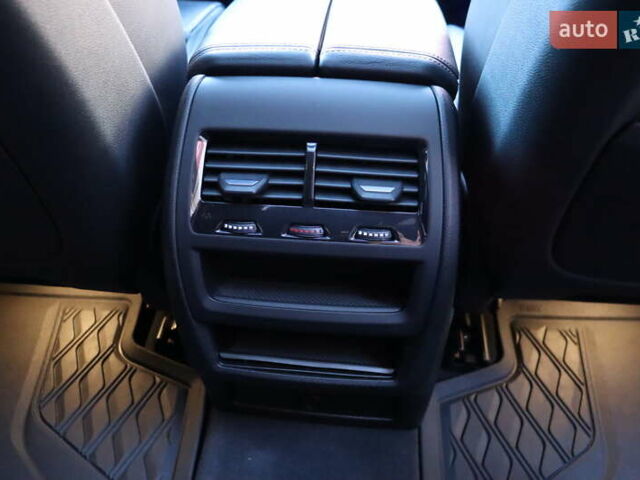 Чорний БМВ Х5, об'ємом двигуна 3 л та пробігом 180 тис. км за 56900 $, фото 41 на Automoto.ua