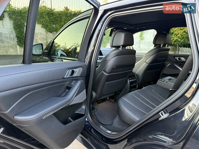 Черный БМВ Х5, объемом двигателя 3 л и пробегом 118 тыс. км за 69999 $, фото 40 на Automoto.ua