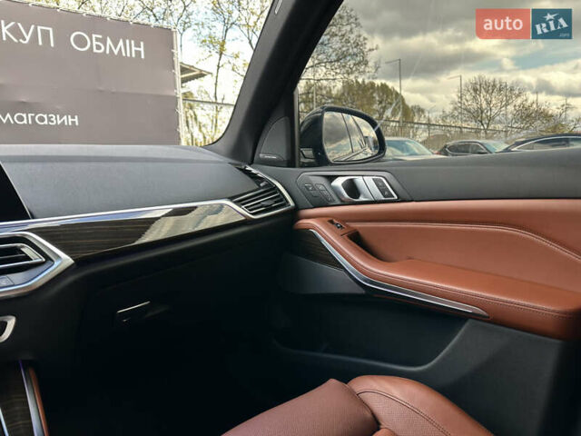 Черный БМВ Х5, объемом двигателя 4.39 л и пробегом 34 тыс. км за 68990 $, фото 17 на Automoto.ua