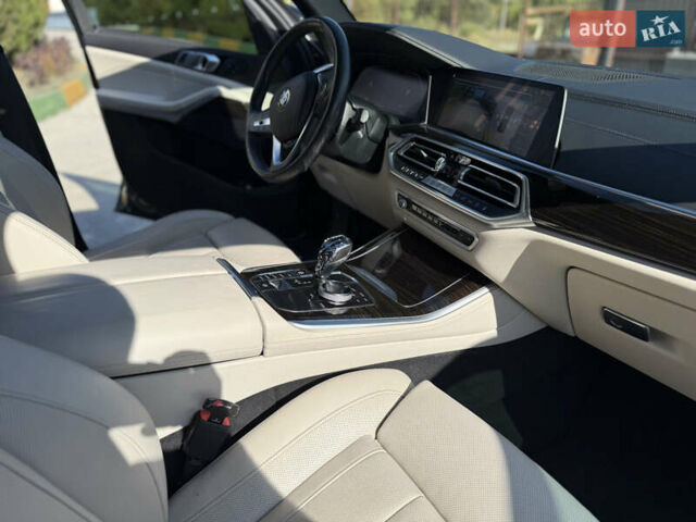 Черный БМВ Х5, объемом двигателя 0 л и пробегом 130 тыс. км за 49900 $, фото 12 на Automoto.ua