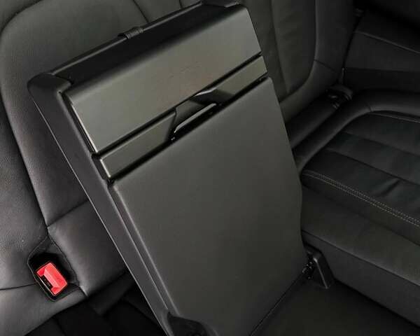 Черный БМВ Х5, объемом двигателя 3 л и пробегом 175 тыс. км за 41500 $, фото 74 на Automoto.ua