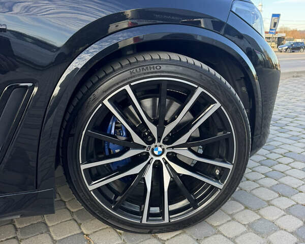 Черный БМВ Х5, объемом двигателя 3 л и пробегом 98 тыс. км за 64800 $, фото 3 на Automoto.ua