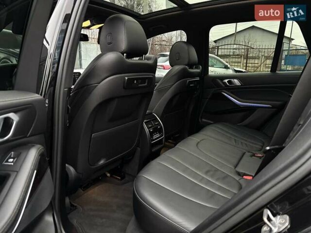 Черный БМВ Х5, объемом двигателя 3 л и пробегом 175 тыс. км за 41500 $, фото 65 на Automoto.ua