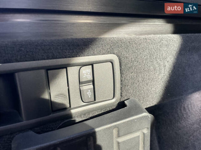 Черный БМВ Х5, объемом двигателя 3 л и пробегом 164 тыс. км за 39500 $, фото 12 на Automoto.ua