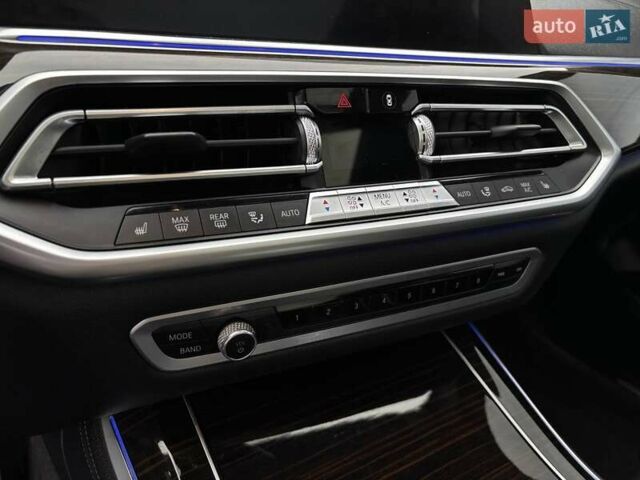 Черный БМВ Х5, объемом двигателя 3 л и пробегом 175 тыс. км за 41500 $, фото 46 на Automoto.ua