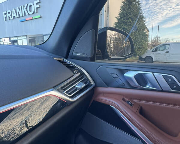 Черный БМВ Х5, объемом двигателя 3 л и пробегом 98 тыс. км за 64800 $, фото 9 на Automoto.ua