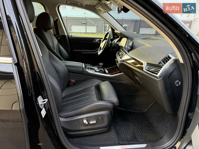 Чорний БМВ Х5, об'ємом двигуна 2.99 л та пробігом 124 тис. км за 53999 $, фото 32 на Automoto.ua