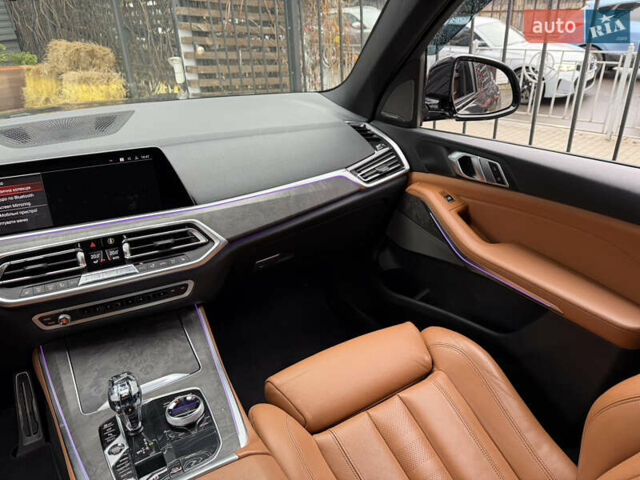 Черный БМВ Х5, объемом двигателя 3 л и пробегом 115 тыс. км за 52900 $, фото 13 на Automoto.ua