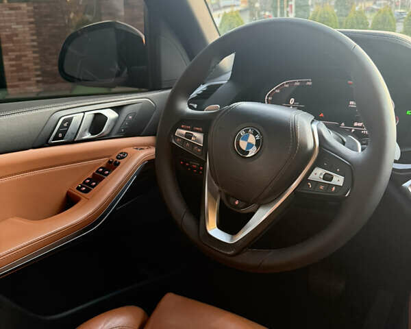 Черный БМВ Х5, объемом двигателя 3 л и пробегом 203 тыс. км за 44900 $, фото 52 на Automoto.ua