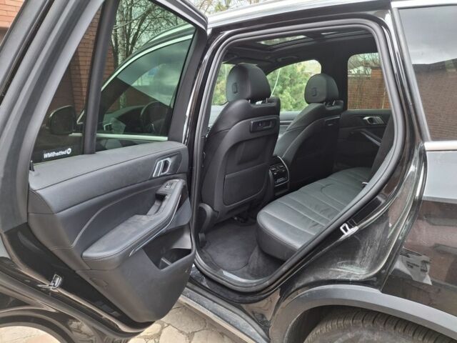 Черный БМВ Х5, объемом двигателя 3 л и пробегом 58 тыс. км за 52500 $, фото 5 на Automoto.ua