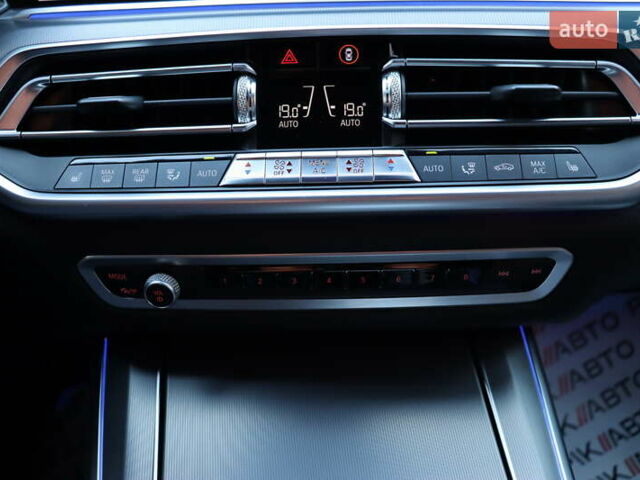 Чорний БМВ Х5, об'ємом двигуна 3 л та пробігом 180 тис. км за 56900 $, фото 29 на Automoto.ua