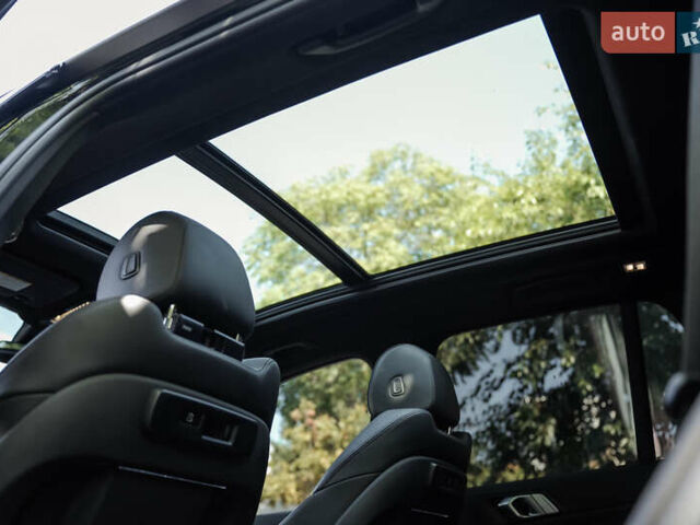 Черный БМВ Х5, объемом двигателя 3 л и пробегом 84 тыс. км за 62000 $, фото 9 на Automoto.ua