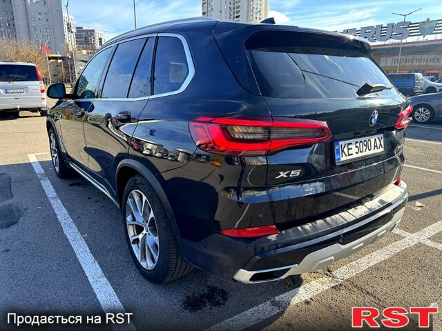 Черный БМВ Х5, объемом двигателя 3 л и пробегом 54 тыс. км за 51500 $, фото 4 на Automoto.ua